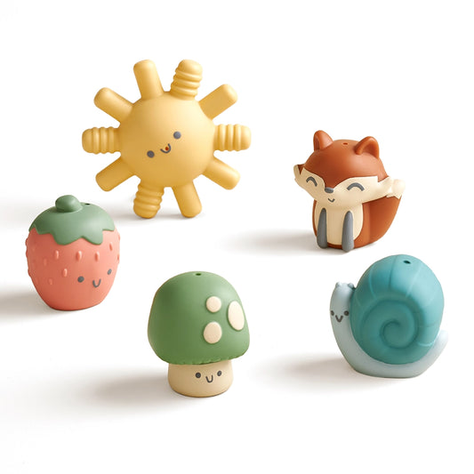 Itzy Bitzy Puppets™ - Bath + Storytelling Toys (Land)