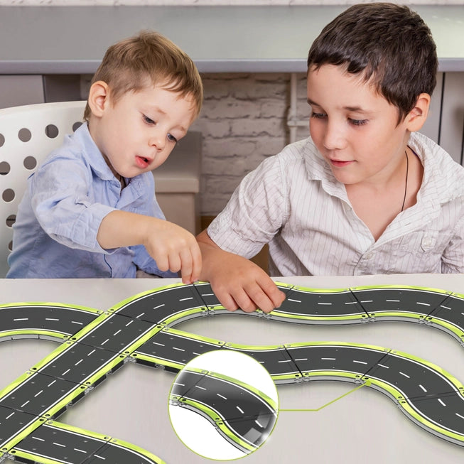 Magnetic Racing Track Set - Speedway Themed Set