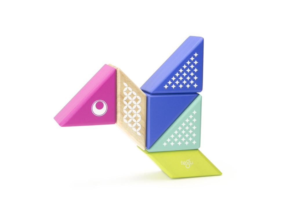 Travel Pals Hummingbird - Magnetic Wooden Block Set