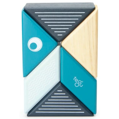 Travel Pals Whale - Magnetic Wooden Block Set