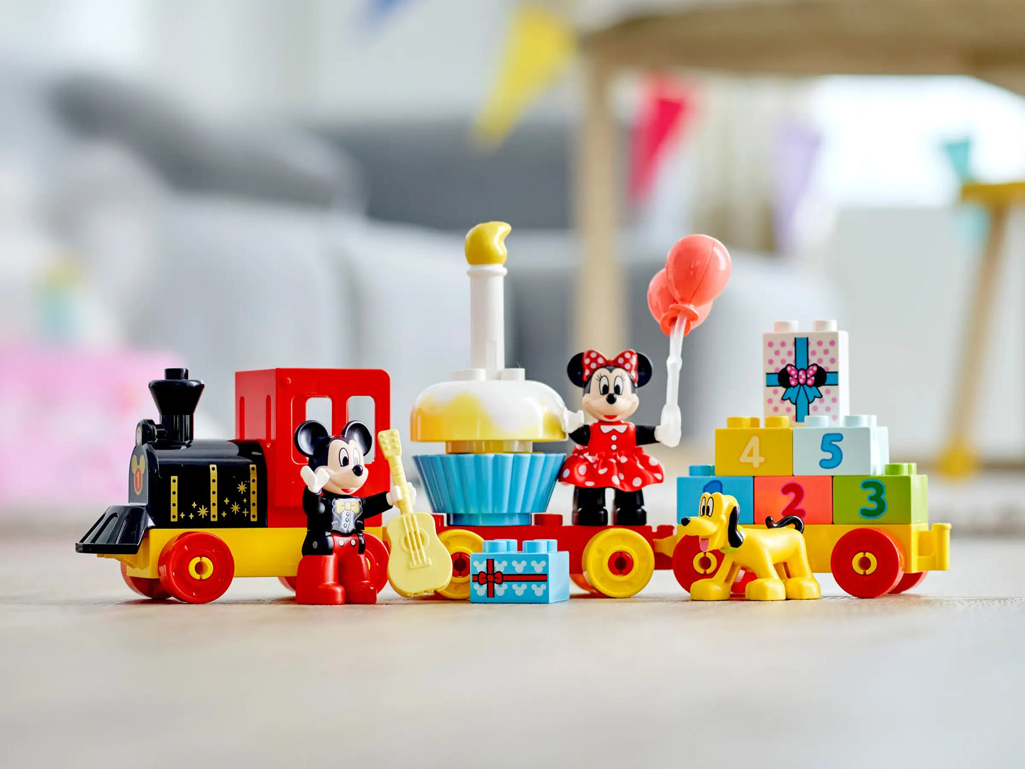 DUPLO® Mickey & Minnie Birthday Train