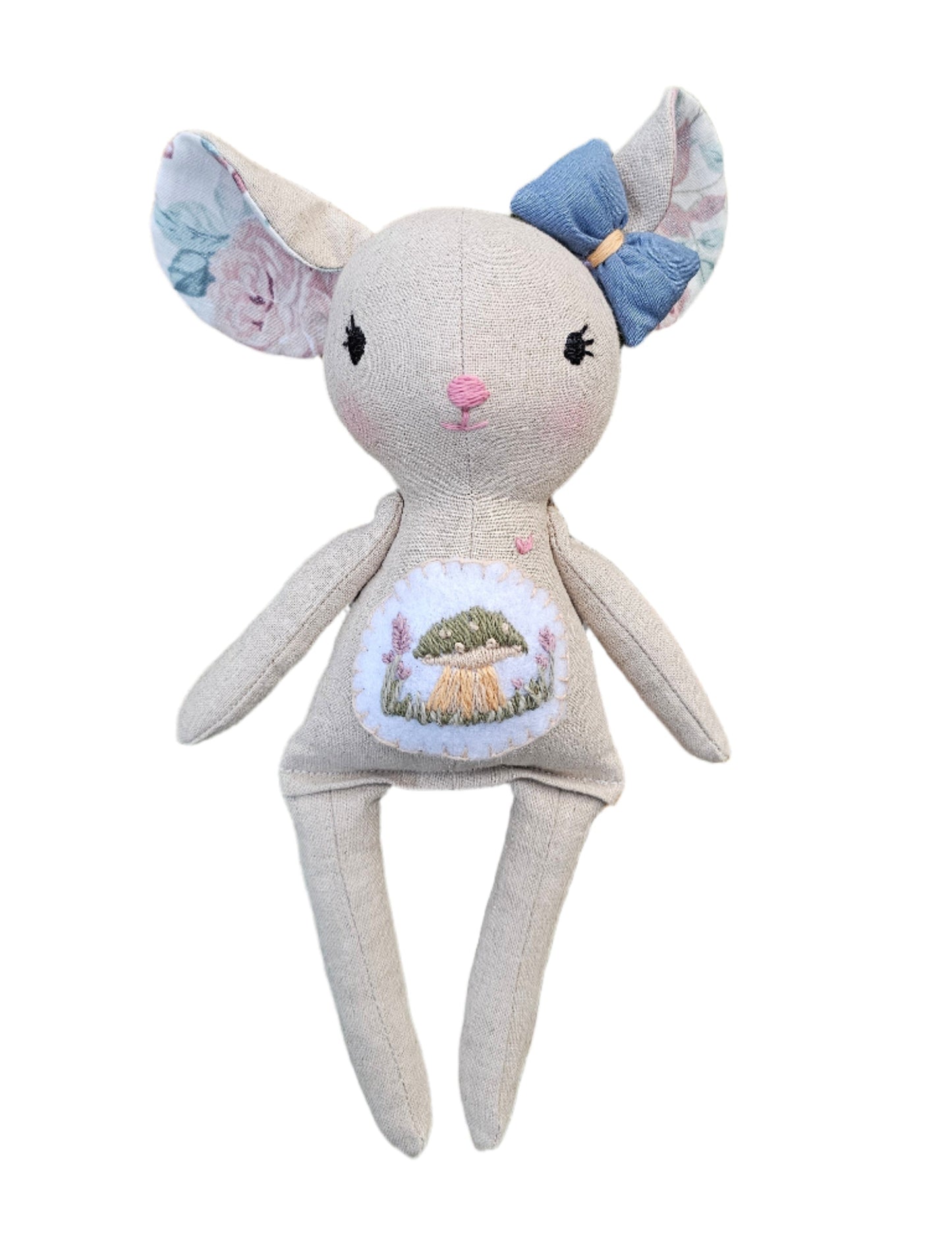 Meet Isabell - the Adventurous Little Mouse Doll