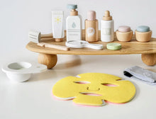 Load image into Gallery viewer, Wooden Facial Care Set
