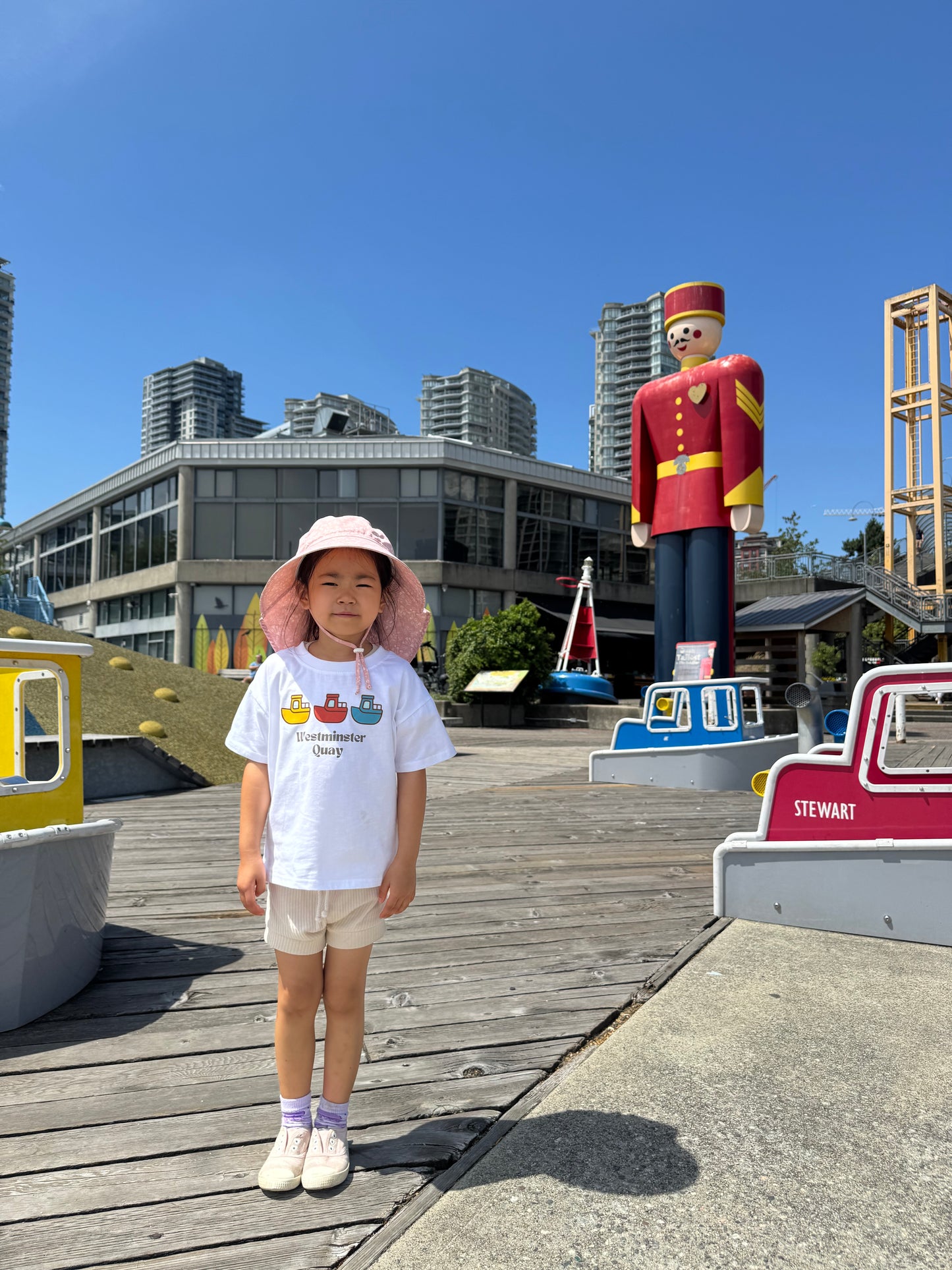 Graphic Tee - Westminster Quay