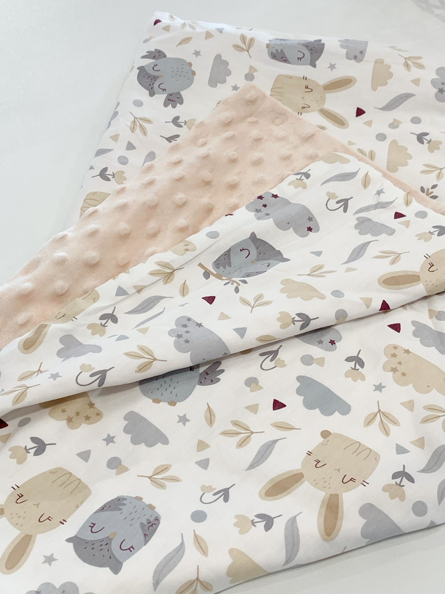 Soft Velvet Dotted Baby Quilt - Owl