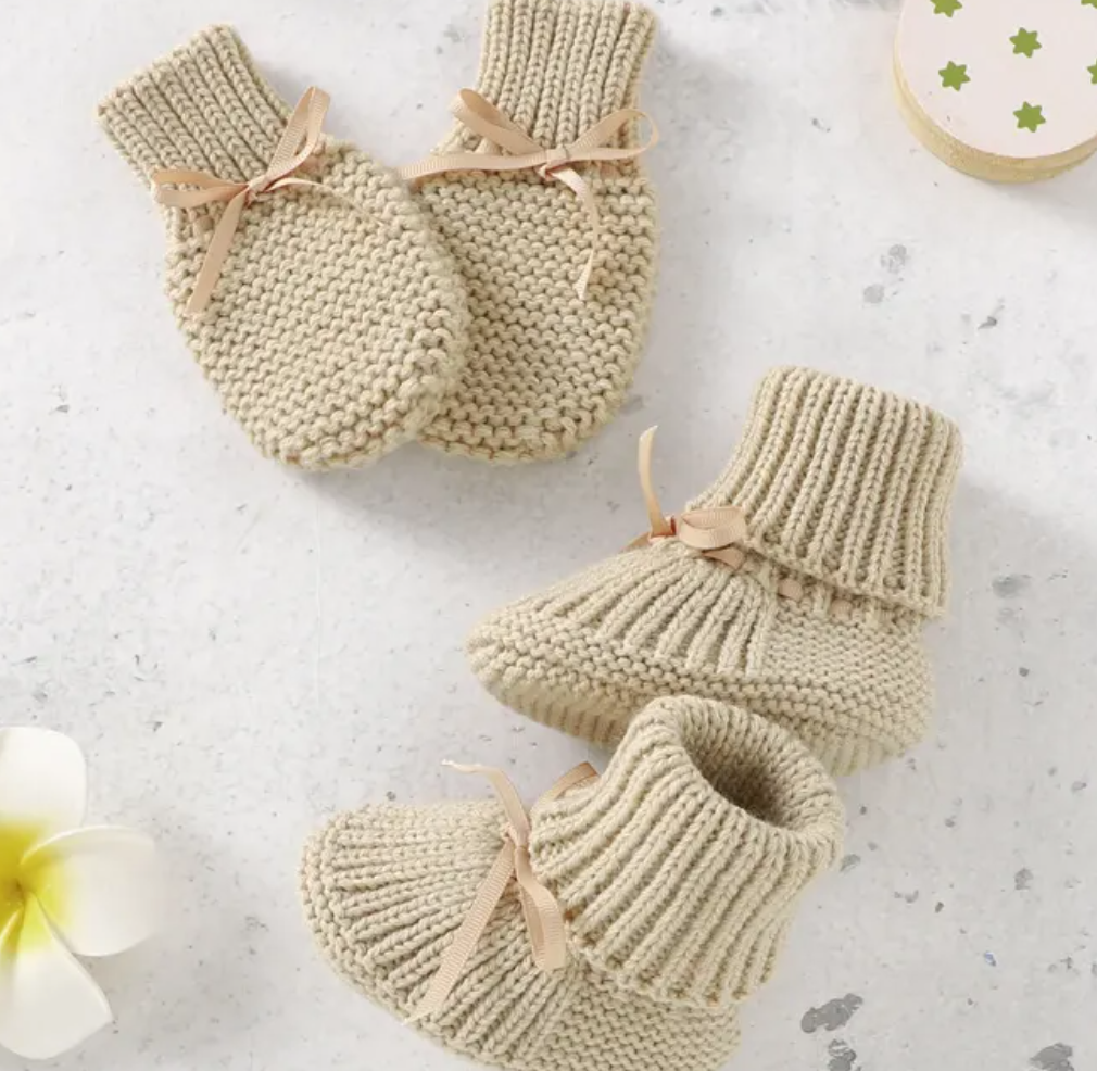 Knitted Baby Boots & Mittens - Beige