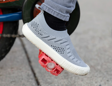 Load image into Gallery viewer, Grey - Breeze Knit Shoes
