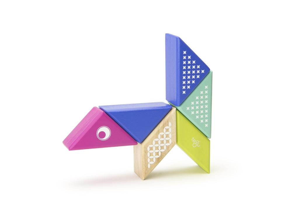 Travel Pals Hummingbird - Magnetic Wooden Block Set