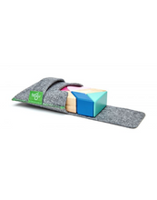 Load image into Gallery viewer, Tegu Pocket Pouches: Prism
